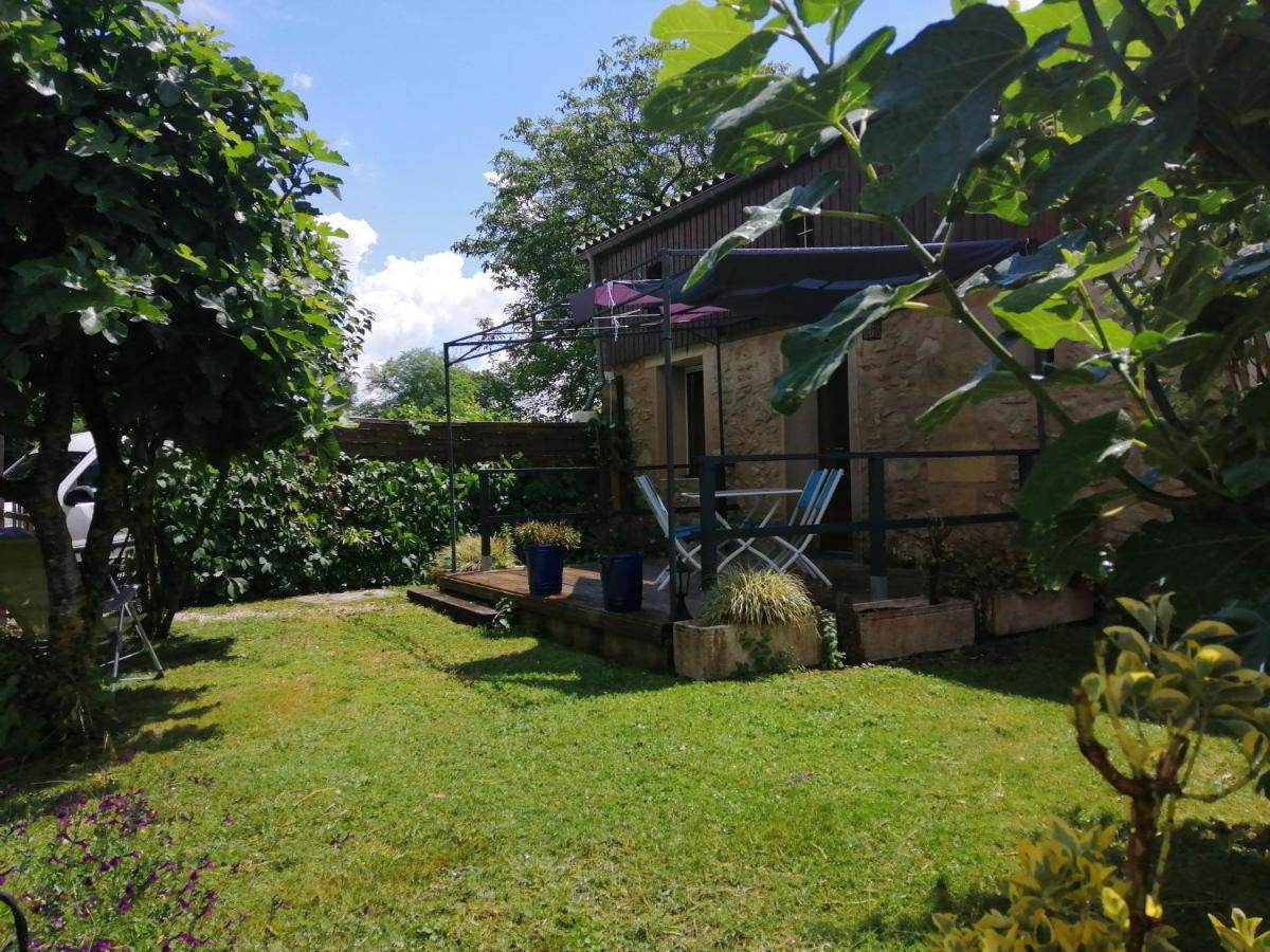 Gite " Suzon" A Peyroutas Vignonet St Emilion Exterior photo