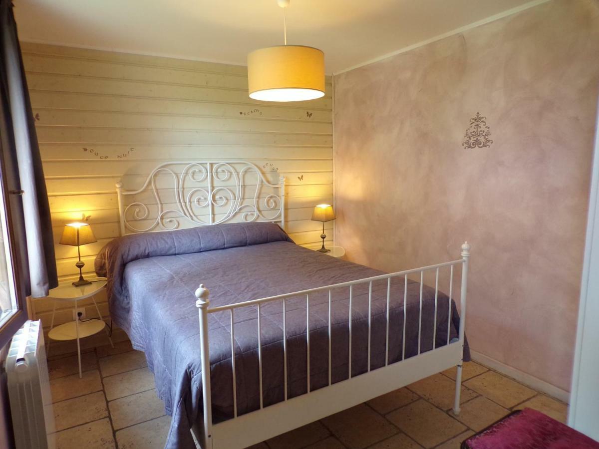 Gite " Suzon" A Peyroutas Vignonet St Emilion Exterior photo